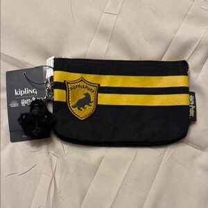 Kipling Harry Potter Hufflepuff House pouch. New with Tags